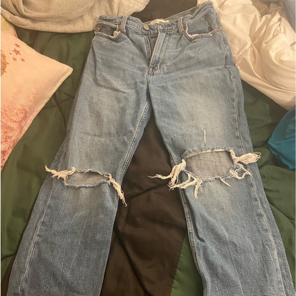 Abercrombie & Fitch Denim - Abercrombie Ripped Jeans